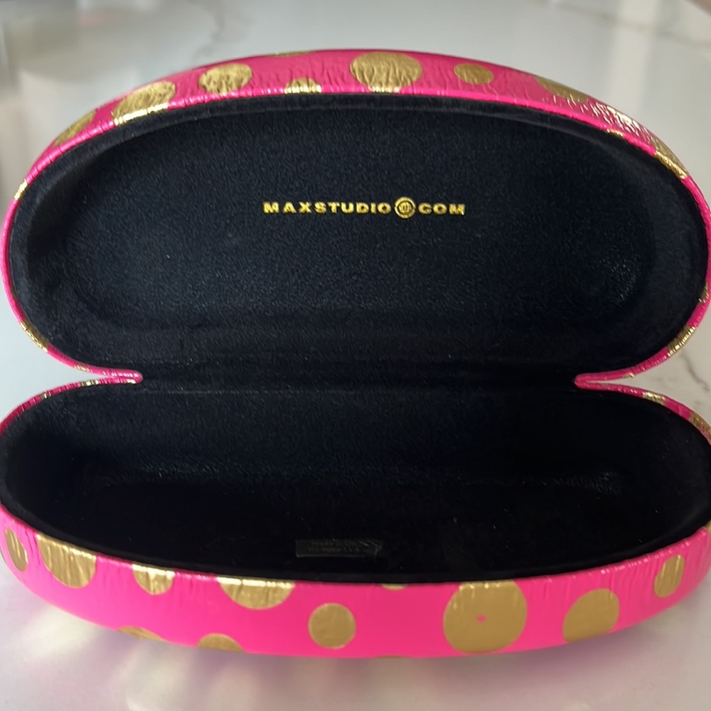 Nordstrom sunglasses and max studios sunglass case - Picture 4 of 7
